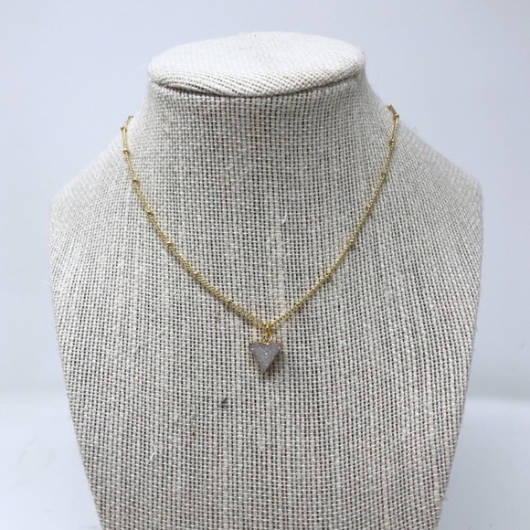 SOLD OUT 🎉7XHP🎉 - Dainty Druzy Triangle Necklace - Picture 4 of 4